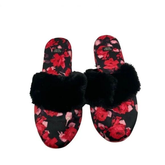 BRAND NEW VICTORIA SECRET FAUX FUR SLIPPED - Picture 1 of 16